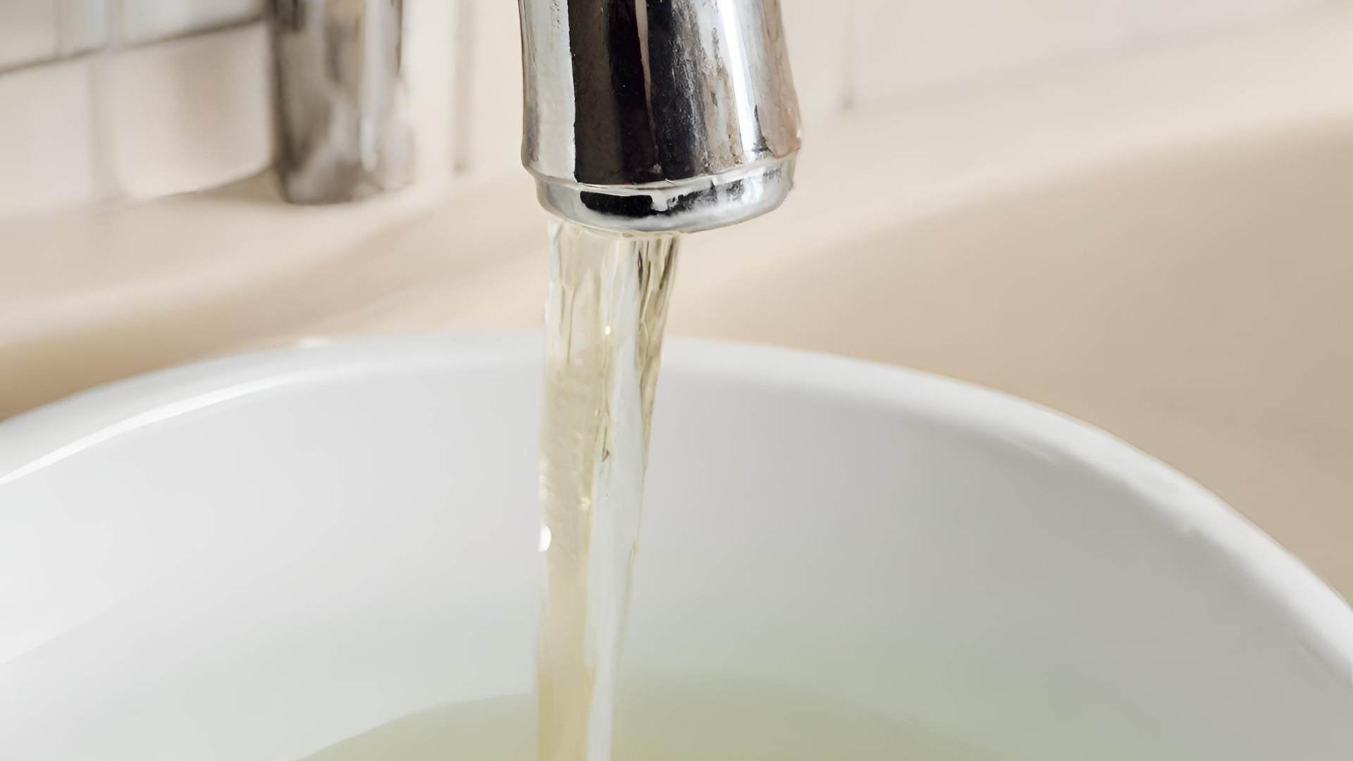 Does Chlorine in Tap Water Cause Acne? Exploring the Facts